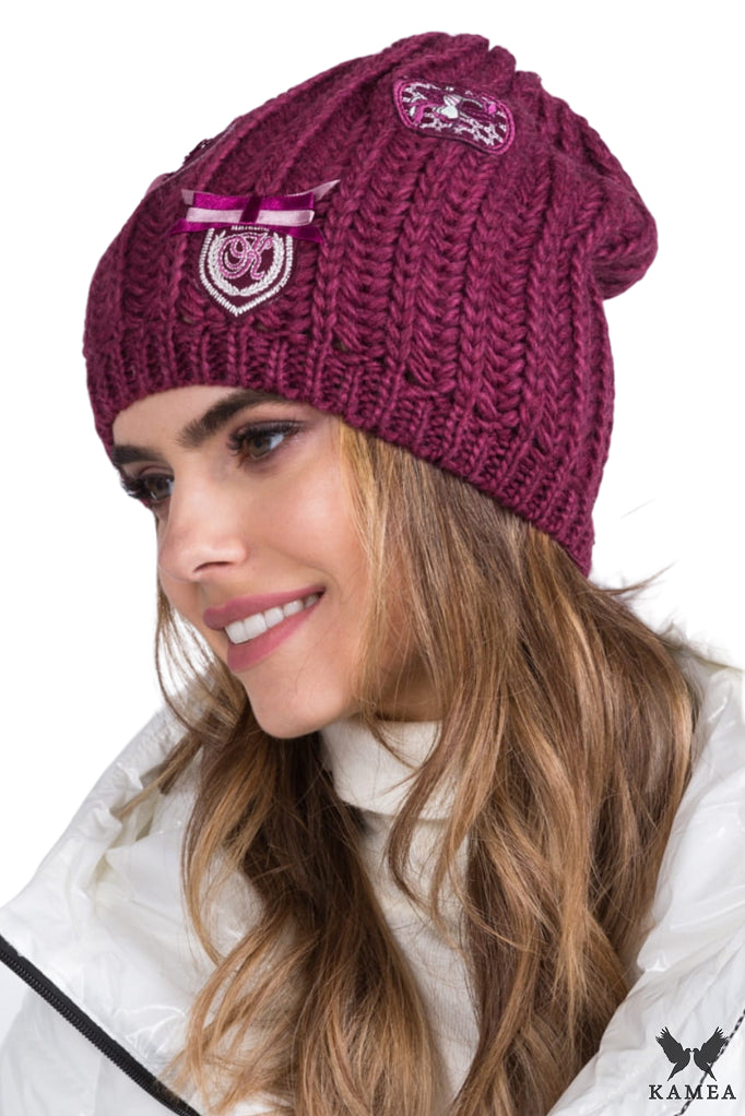 Czapka Damska, Model: Wanda, Kolor: malinowy, Skład materiału: 50% Wełna; 20% Alpaka; 20% Akryl; 10% Moher, Rozmiar: Uniwersalny (54-60)