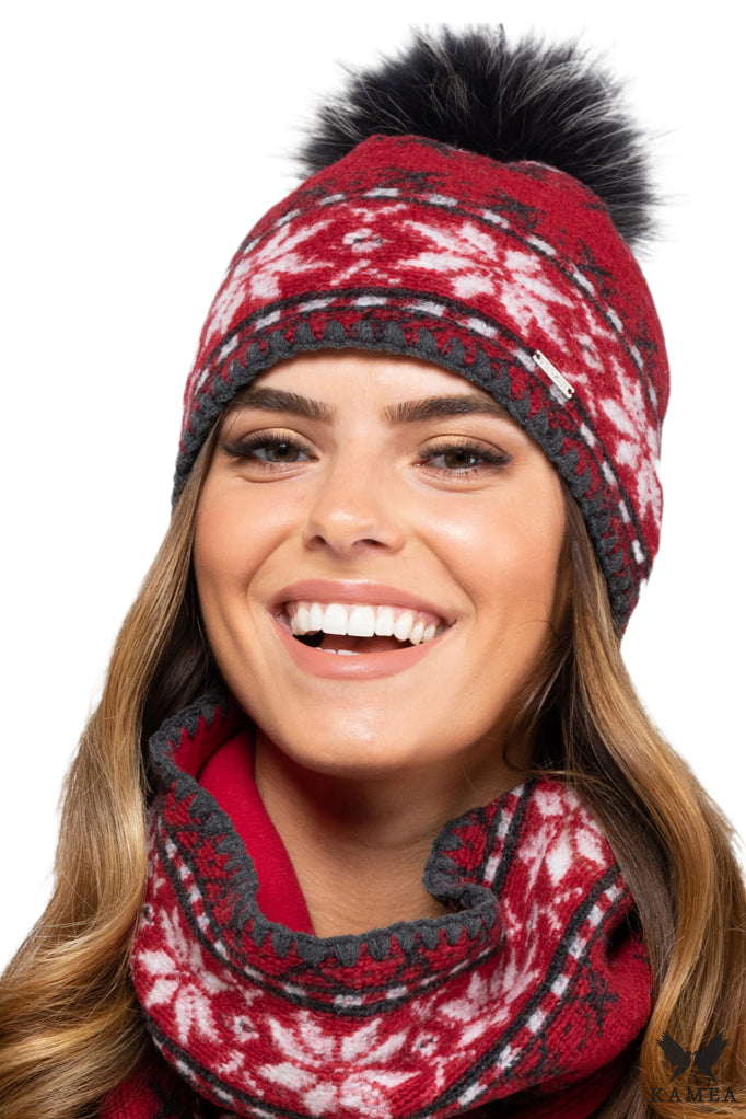 Czapka Damska, Model: Annapolis, Kolor: czerwony, Skład materiału: 52% Wełna; 25% Poliester; 23% Akryl, Przeznaczenie: Jesień/Zima, Rozmiar: Uniwersalny (54-60)