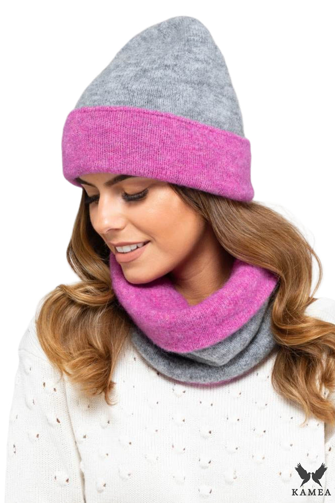 Czapki, Model: Bilbao, Kolor: szary, Skład materiału: 45% Poliamid; 15% Merynos Wełna; 14% Poliester; 12% Kid Moher; 12% Wiskoza; 2% Elastan, Przeznaczenie: Jesień/Zima, Rozmiar: Uniwersalny (54-60)