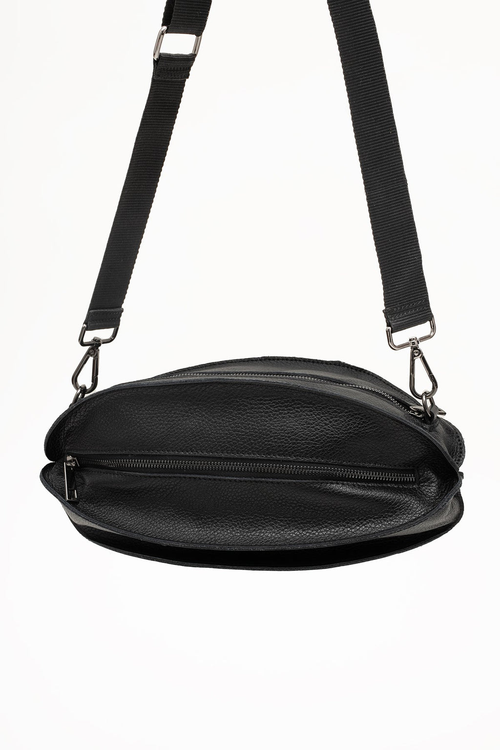 Elegancka nerka z naturalnej skóry, doskonała na każdą okazję, od casualowych po formalne | Bastet | Spironik.pl