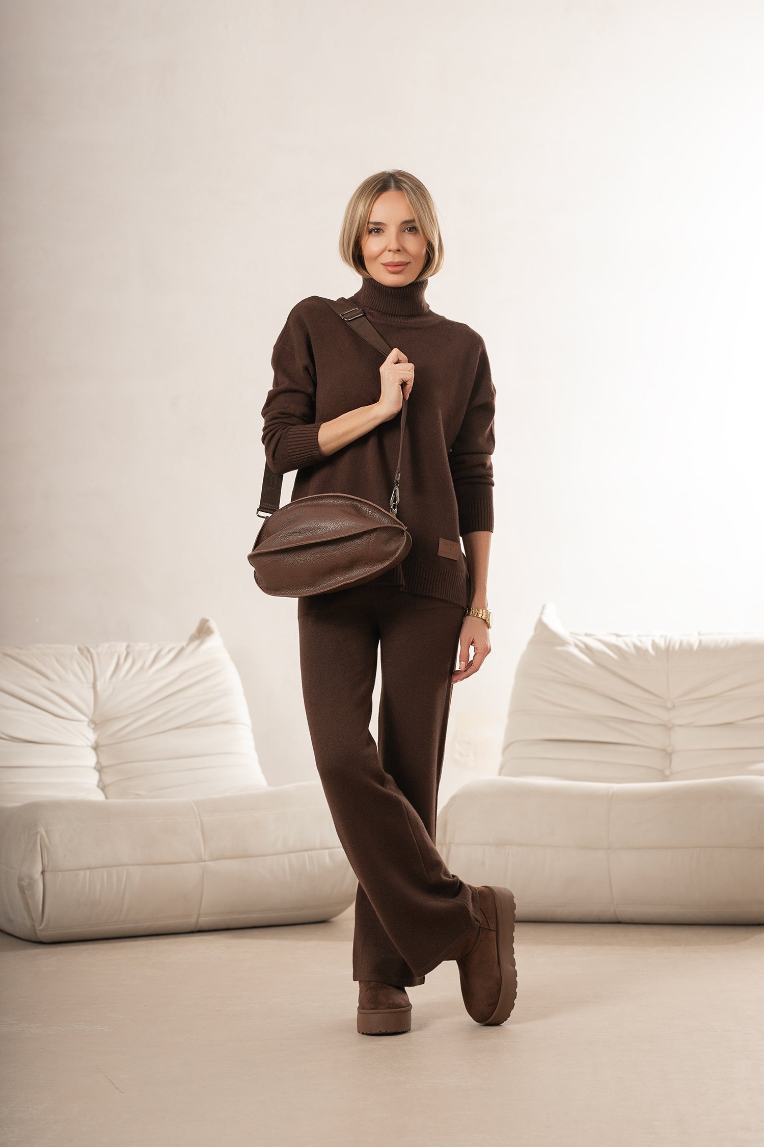 21bd469a33a0138e0d4a9ef0daae12a4