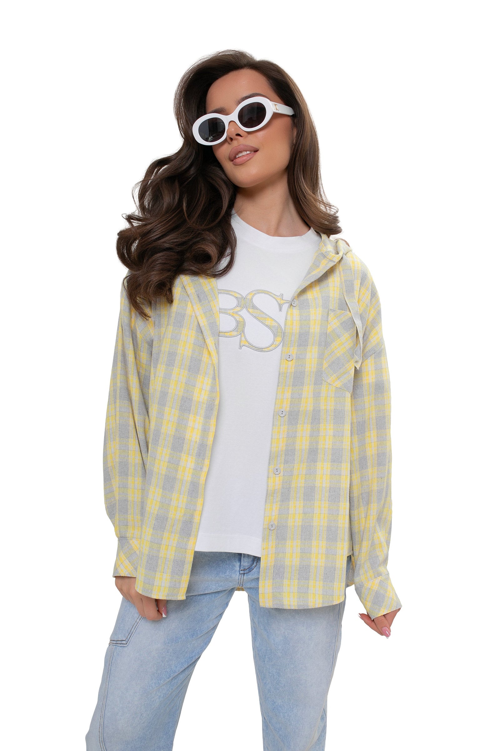 Women’s oversized checked shirt yellow-gray — Weekend SS 2026 outfit | Spironik.pl
