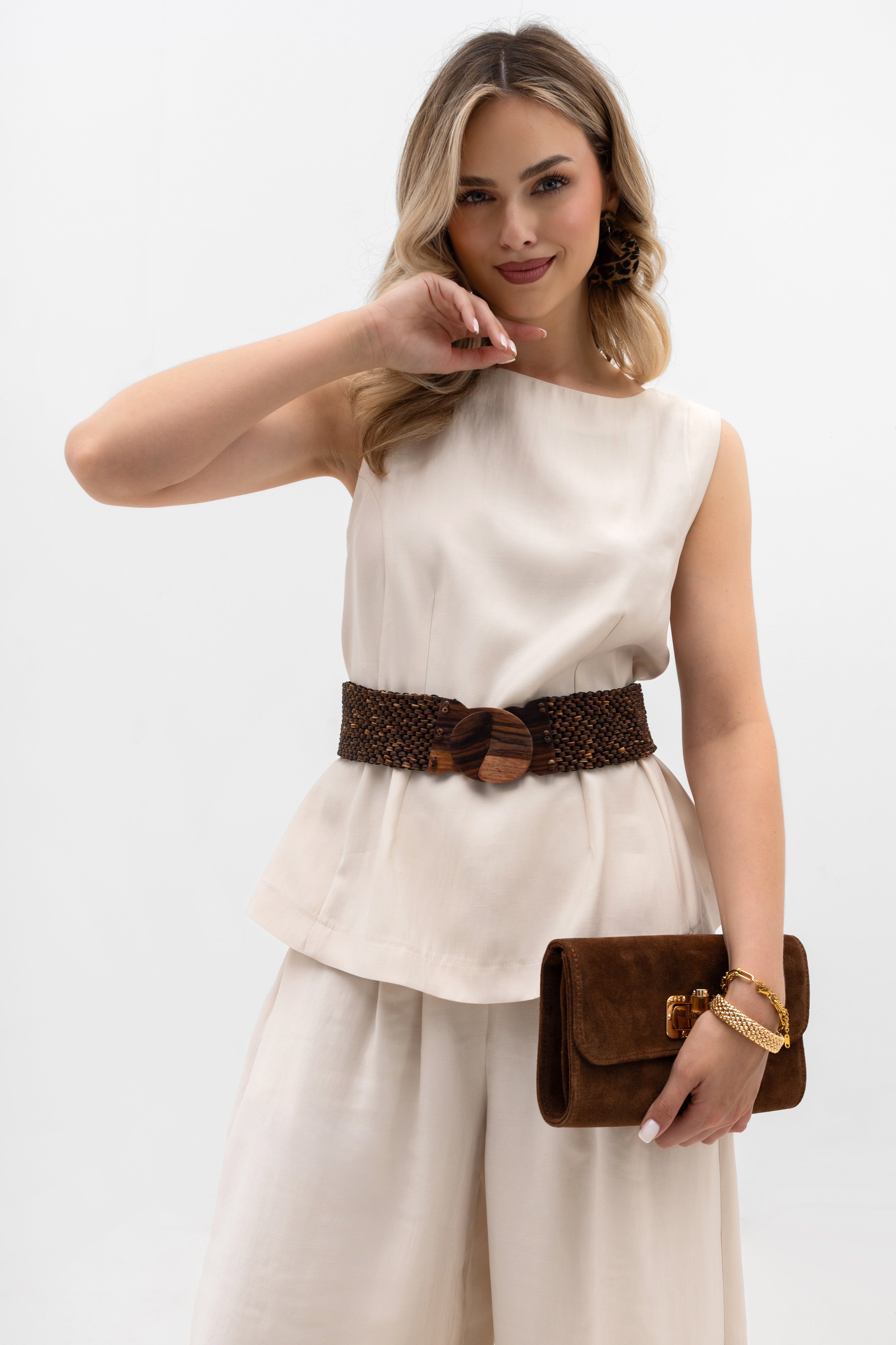 Minimalistyczny top bez rękawów, świetnie komponujący się z szerokimi spodniami i spódnicami | Bastet | Spironik.pl