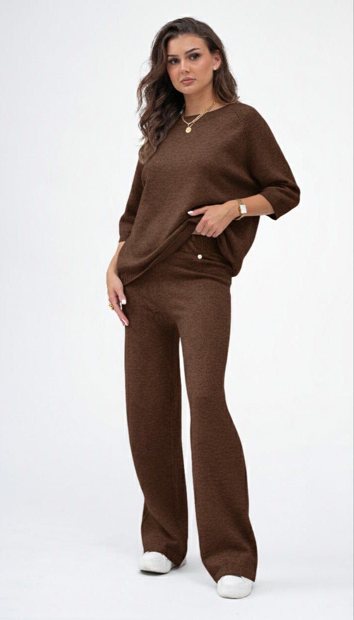 Komplet dzianinowy z wiskozą COMO w brązowym kolorze, idealny na relaks i nieformalne wyjścia | Bastet | Spironik.pl