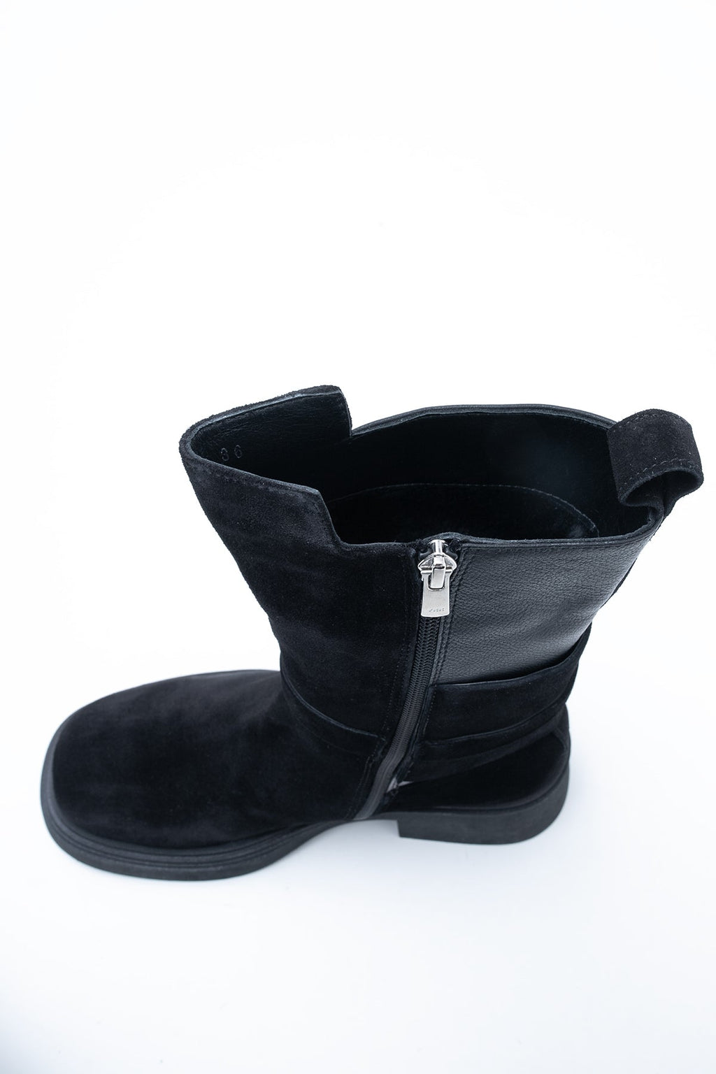 6ab9ea6878bef0d59d2318a5b8bf7d3d