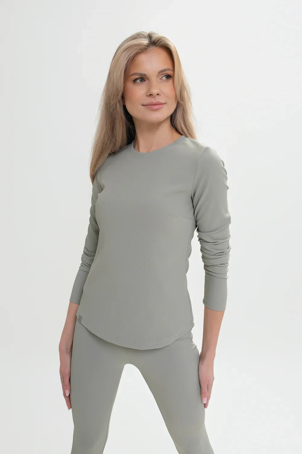 Women’s ribbed fitted stretchy blouse green — fashionable spring summer 2026 colors | Spironik.pl
