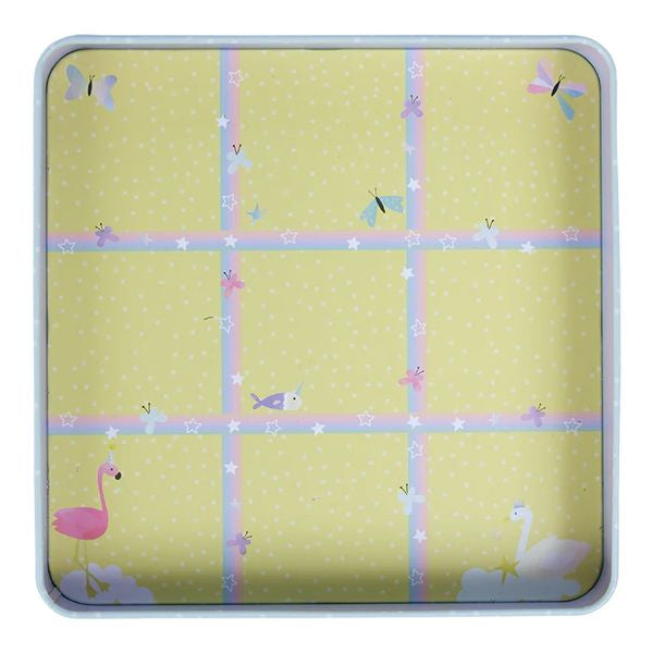 Elementy zestawu, w tym kostka do gry i flamaster, widok z boku | Floss & Rock | Spironik.pl