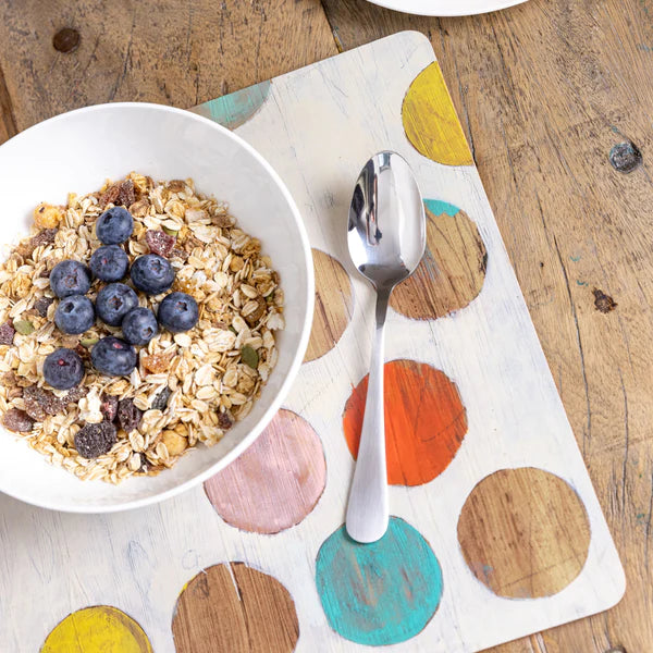 Sada čtyř korkových podložek s efektem drsného dřeva, pohled z boku | KitchenKraft | Spironik.pl