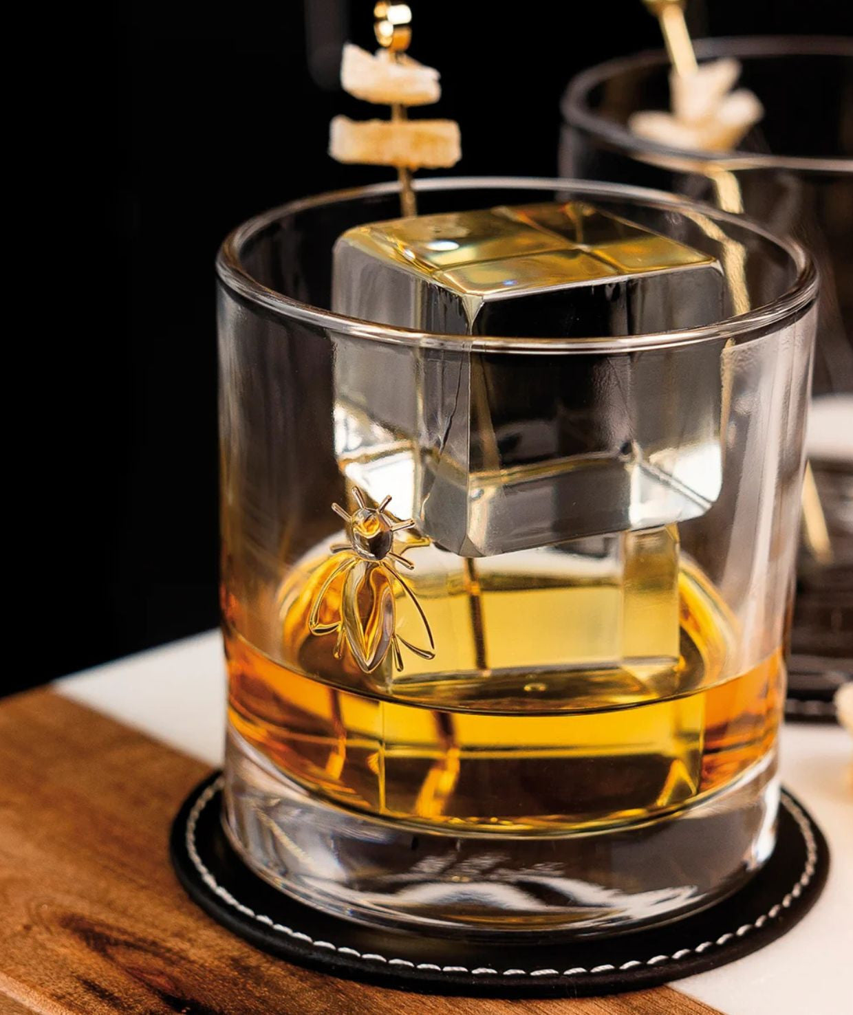 ee8b922cbf4a33bc9d3de16071812947