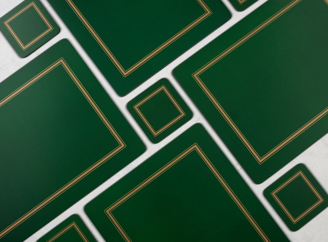 Detal szmaragdowej podkładki korkowej z kolekcji Emerald Classic, ukazujący fakturę materiału | Pimpernel | Spironik.pl