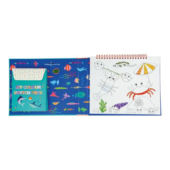 Zestaw Magia Kolorów z boku, prezentujący zamknięcie na gumkę i poręczną formę | Floss & Rock | Spironik.pl