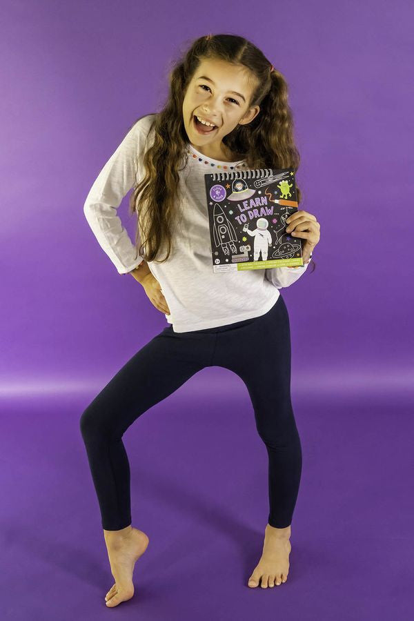 Boční pohled na sadu pro učení kreslení, se magnetickým uzávěrem a fixy | Floss & Rock | Spironik.pl