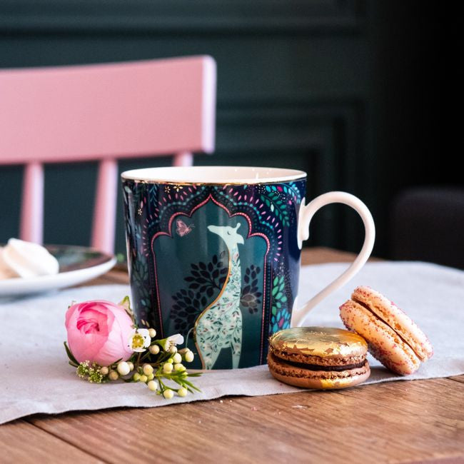 Kubek w zestawieniu z innymi kubkami z kolekcji India, tworząc harmonijną kompozycję | Pimpernel | Spironik.pl