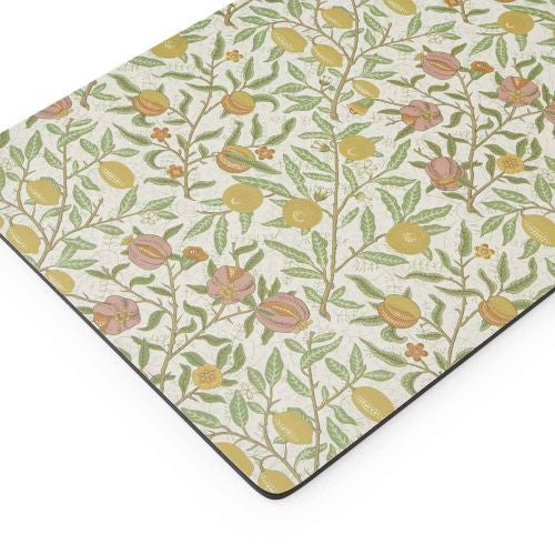 Podkładki korkowe w różnych aranżacjach stołowych, pokazujące ich elegancki styl | Pimpernel | Spironik.pl