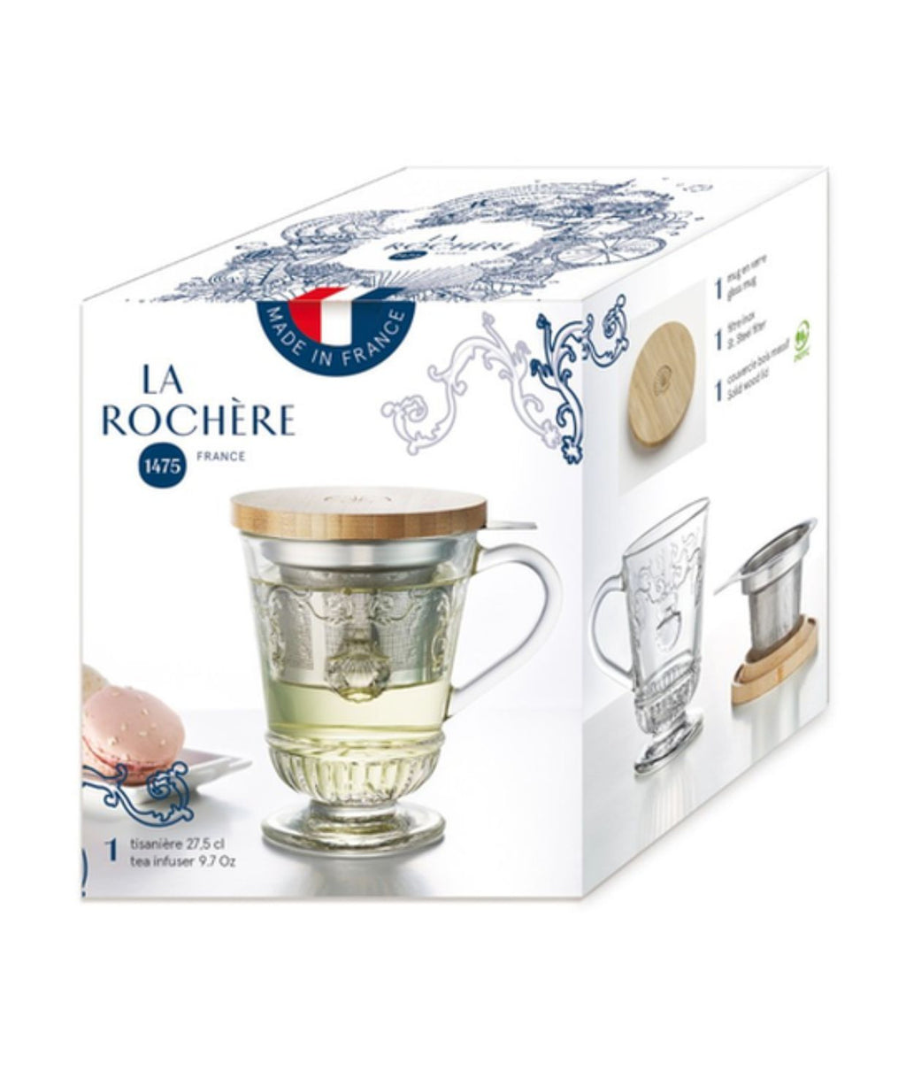 Widok szklanki z zaparzaczem w skali, porównanie z innymi naczyniami na stole | La Rochere | Spironik.pl