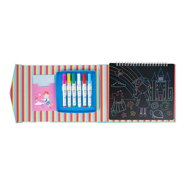 Sada křídových fixů do skicáku, pohled z boku, ukazující rozmanitost barev | Floss & Rock | Spironik.pl