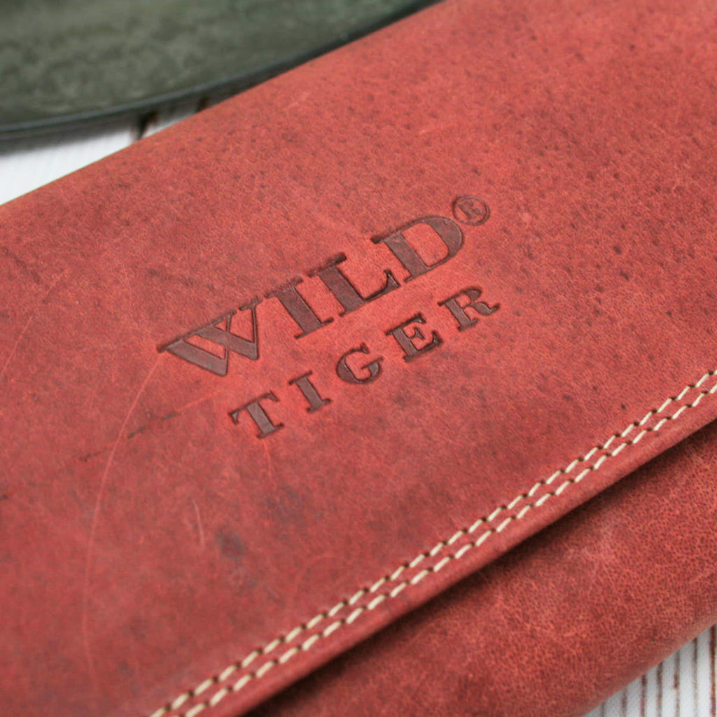 Polski portfel damski Wild Tiger z trwałej skóry nubukowej i subtelnym wytłoczonym logo | Spironik.pl