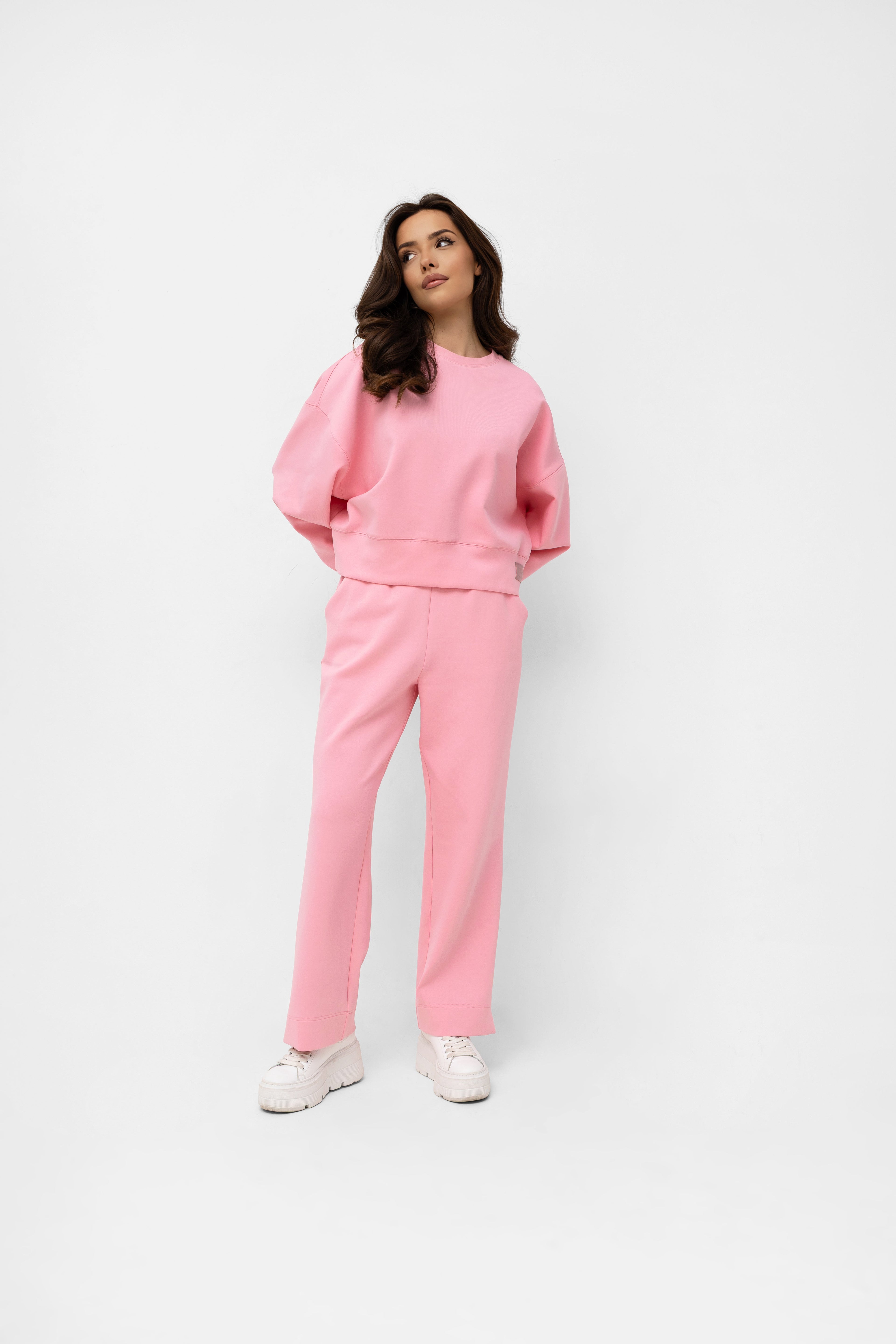 Wysokiej jakości spodnie z piankowej dzianiny w różowym odcieniu, doskonałe na co dzień | Bastet | Spironik.pl